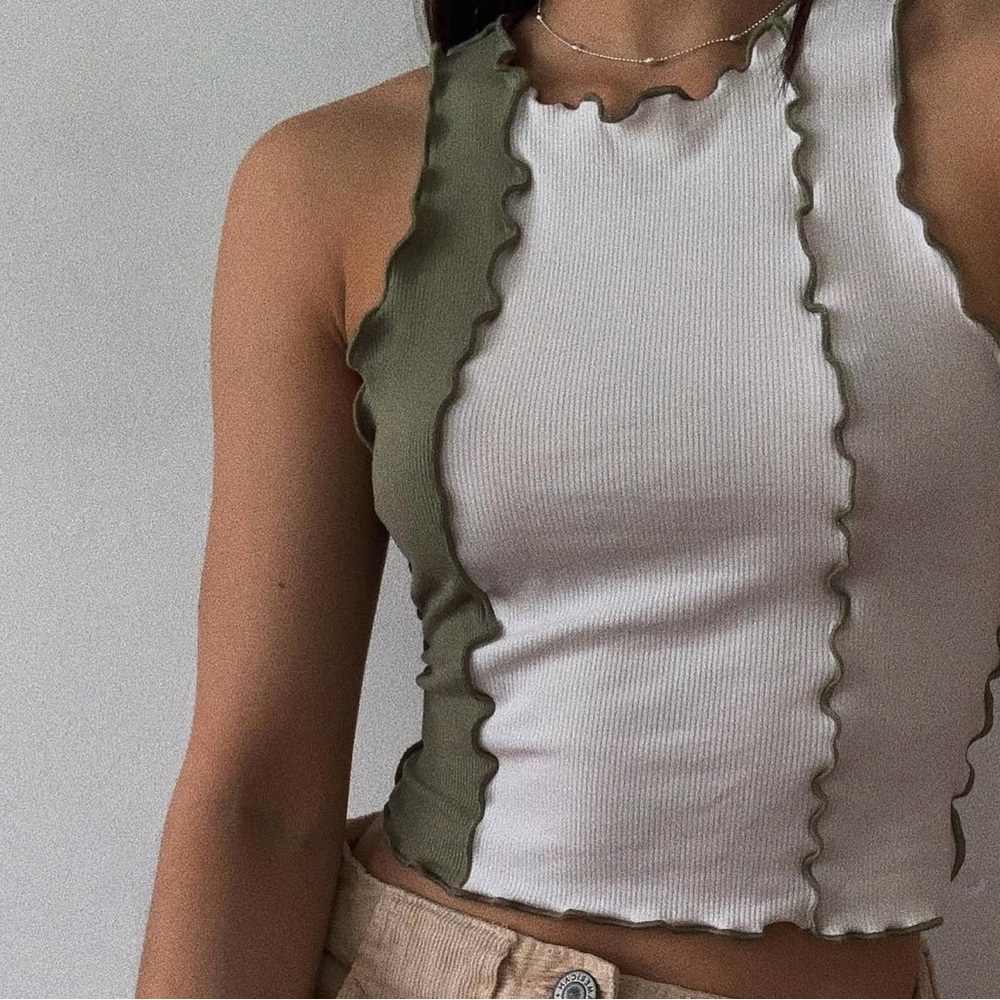 Bailey Rose Two-Tone Ruffle Lettuce Hem Crop Top - Size M